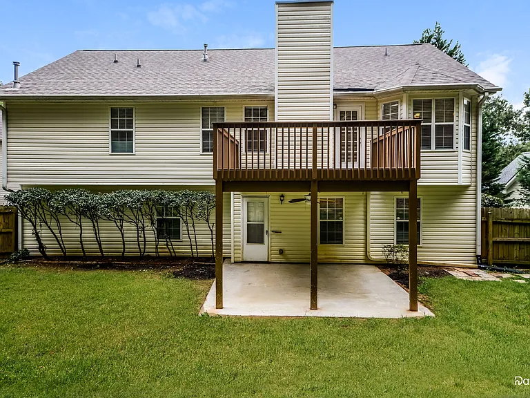 805 Lewis Ridge Cir — Photo 15