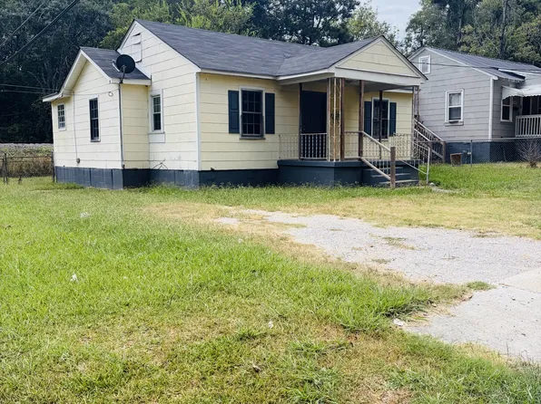 1345 Stillman Ave, Gadsden, AL 35903