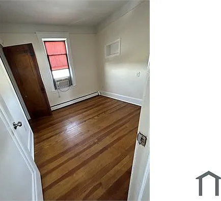 3 bed, $2,900 — Photo 2