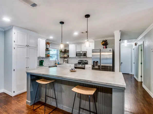 109 Oram St, Arlington, TX 76010