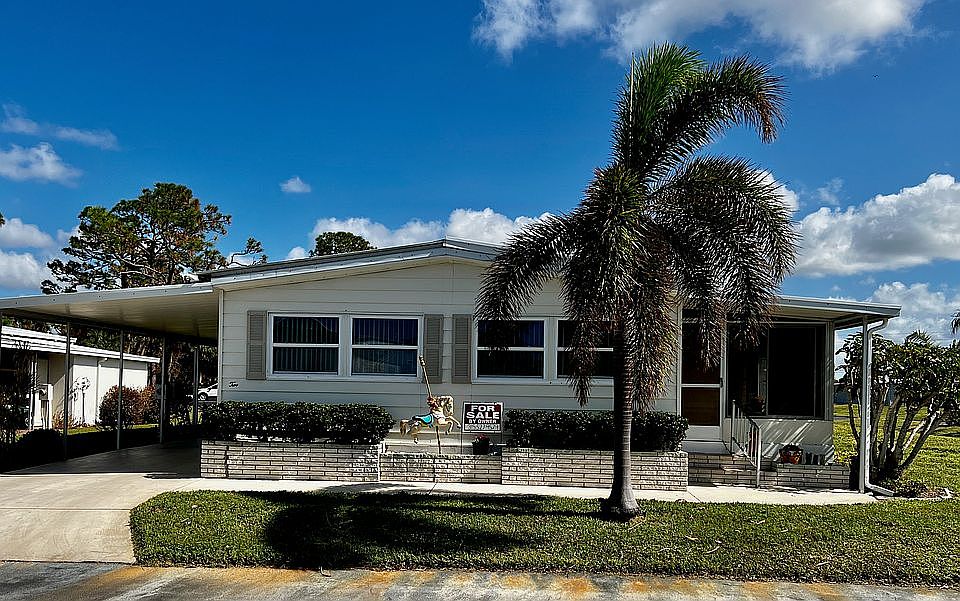 1st image of 2 N Buena Vista Ave