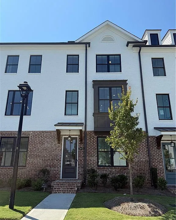 5410 Howington Ct
