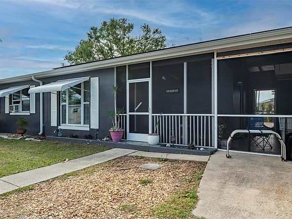 4th image of 22131 Marshall Ave