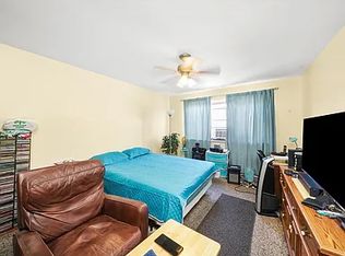 7801 S South Shore Dr, Chicago, IL 60649