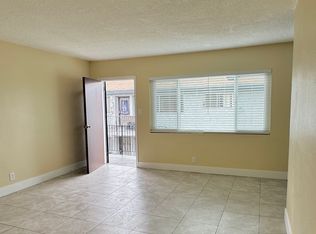 2285 Lewis Ave #7, Long Beach, CA 90806