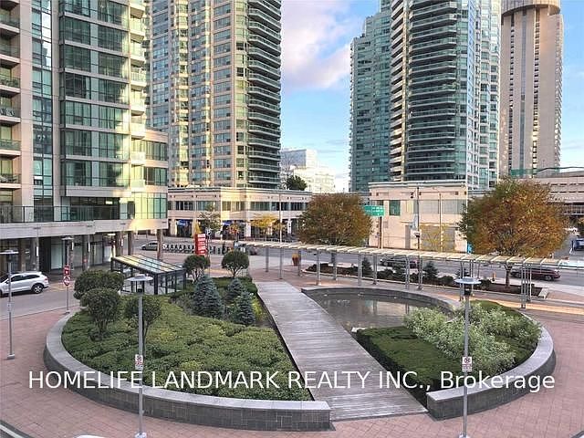 1st image of 18 Harbour St #2806