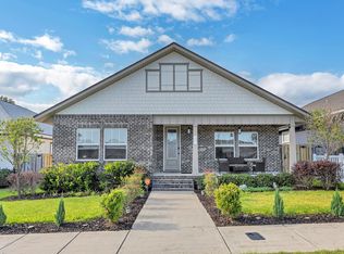49 9th Ave, Shalimar, FL 32579