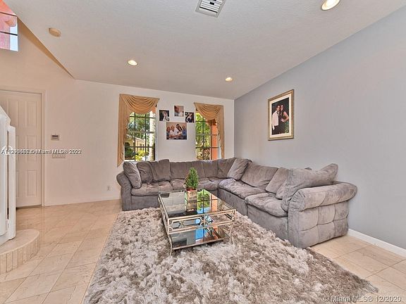3rd image of 665 Nandina Dr #665