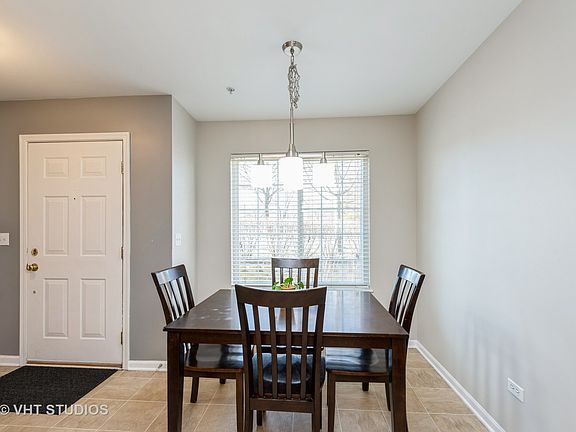 3rd image of 600 Crystal Springs Ct