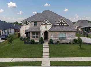 707 Neals Way, Mansfield, TX 76063