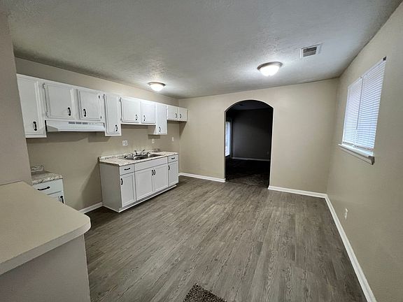 2nd image of 148 Orchid Ct