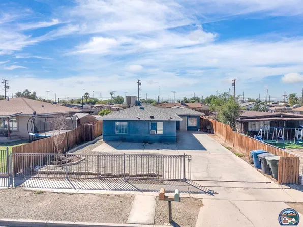 381 Eucalyptus Ave, El Centro, CA 92243