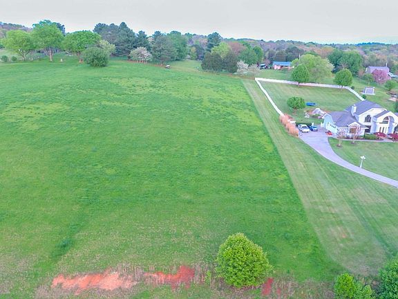 3rd image of Marble Bluff Dr