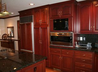 817 Timberhill Rd, Columbia, MO 65201