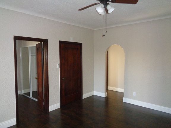 3rd image of 1810 E 7th St APT 6