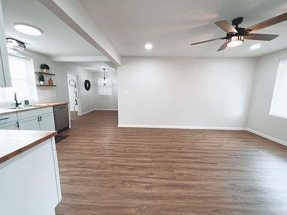 4th image of 865 Schofield Dr