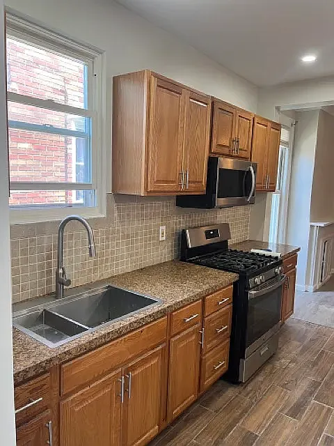 40 Bradford Street — Photo 2
