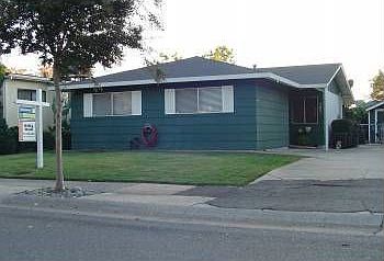 1st image of 205 Duranta St
