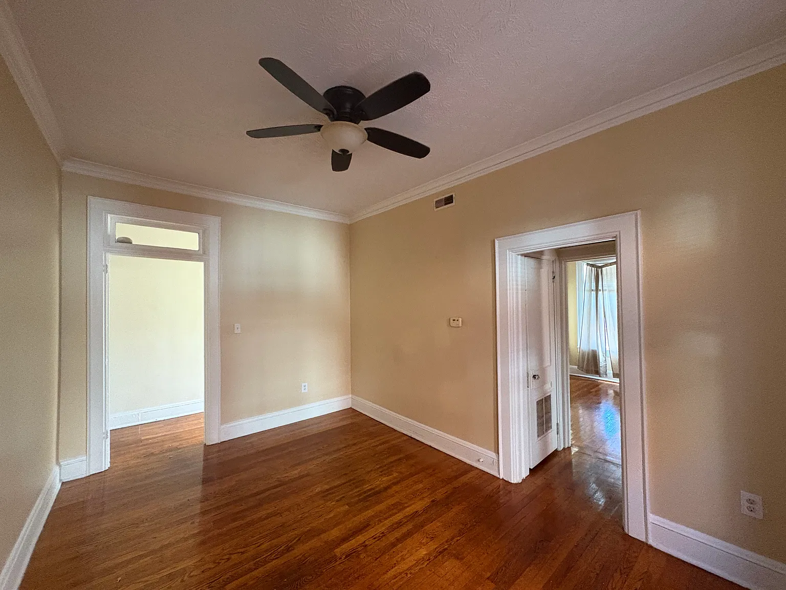 1 bed, $850 — Photo 2