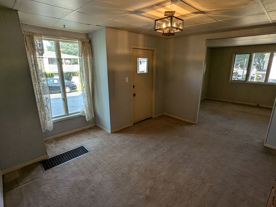 1st image of 233 N Bromley Ave #231