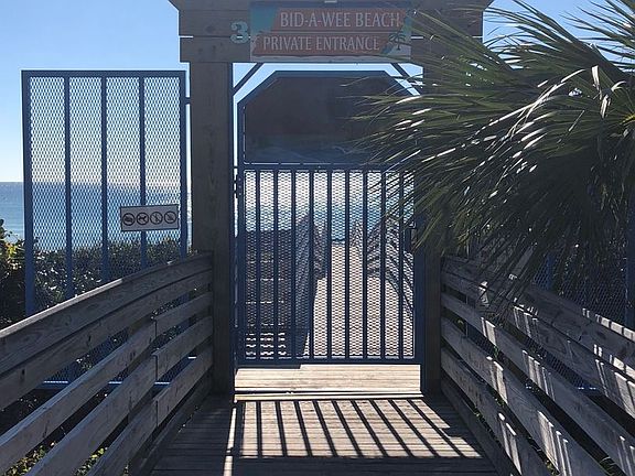 305 Tarpon St, Panama City Beach, FL 32413 | Zillow