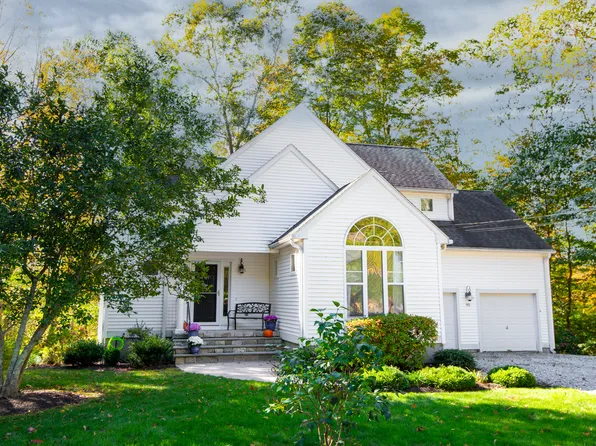 95 Main Street, Essex, CT 06442