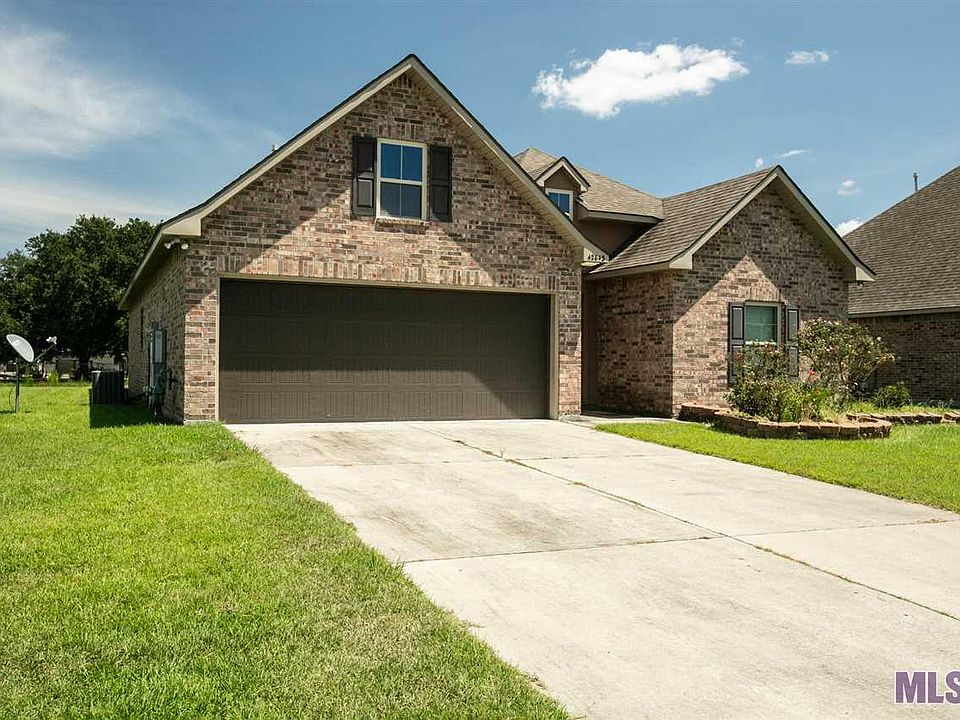 1st image of 42643 Wynstone Dr