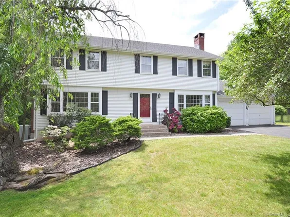 31 Foxglove Lane, Windsor, CT 06095
