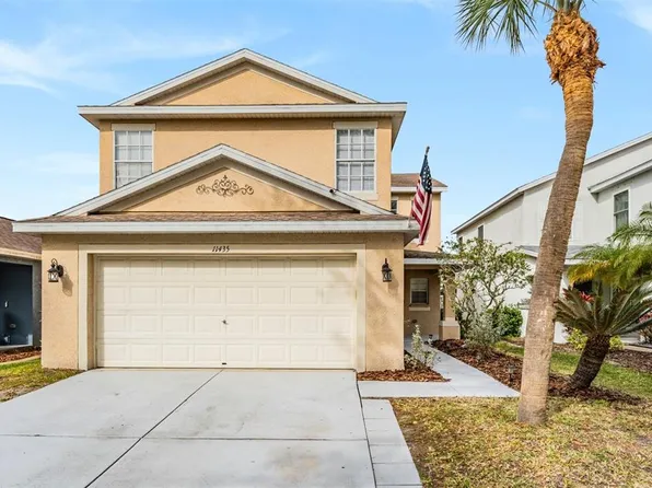 11435 Crestlake Village Dr, Riverview, FL 33569