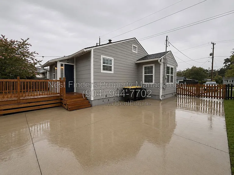 1293 Hamilton St — Photo 22