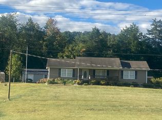 2354 E Wolf Valley Rd, Clinton, TN 37716