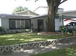 1005 Papaya Dr, Clair Mel City, FL 33619