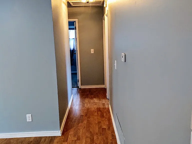 1759 Welshire Dr — Photo 9