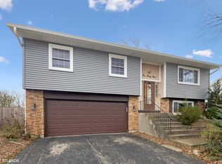 139 Poplar St, Glendale Heights, IL