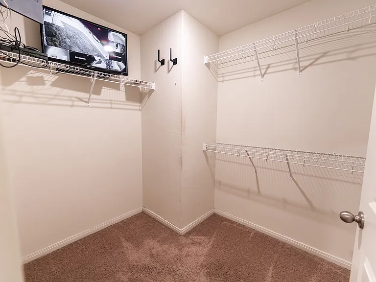 6210 Underwood Way — Photo 16