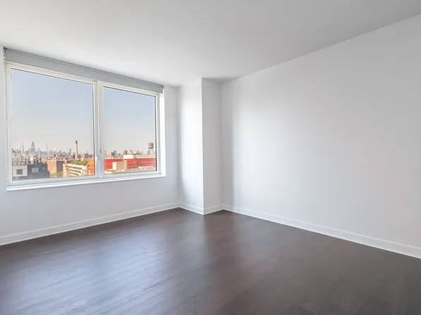 306 Gold Street image 7 of 11