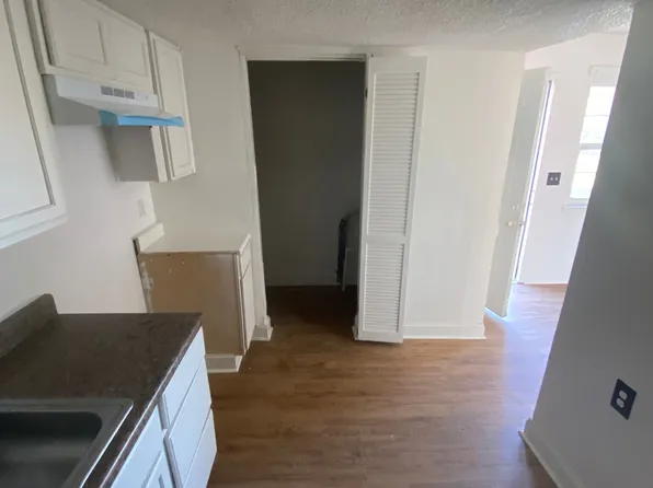 806 Enterprise Rd, Dillon, SC