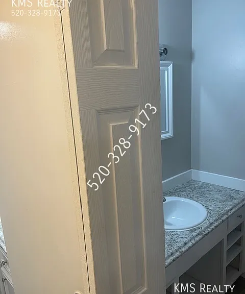 221 Southbrook Dr — Photo 20