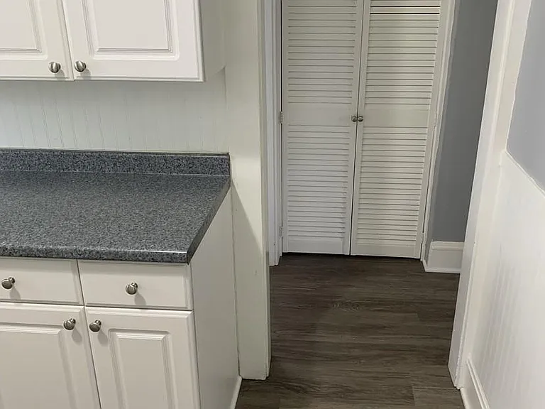117 E Friendship St — Photo 16