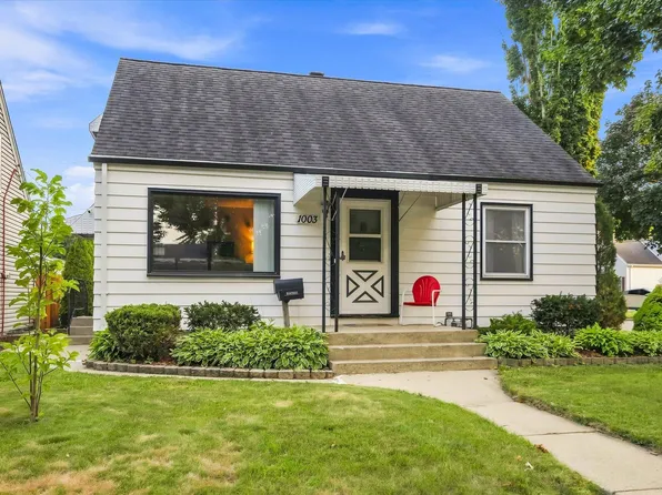 1003 E Morgan Ave, Milwaukee, WI 53207