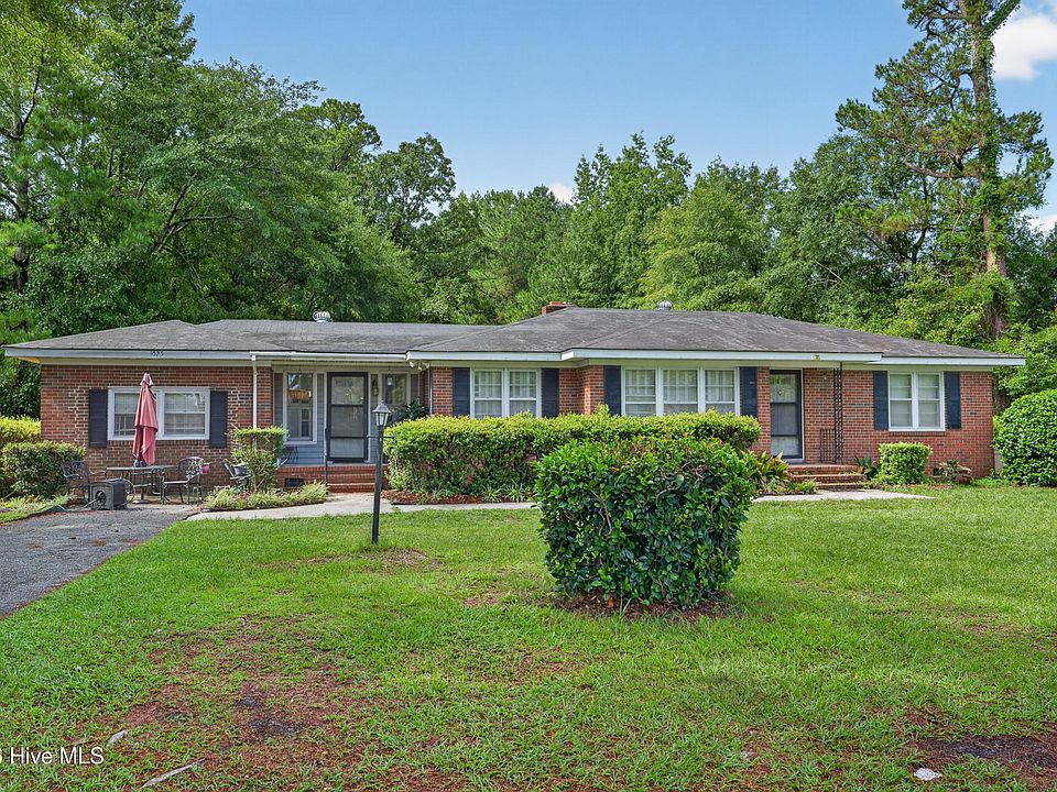 1st image of 1025 Village Road NE