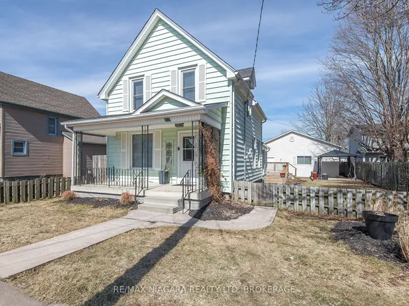 9 Beech St, Pt Colborne, ON L3K 3N7