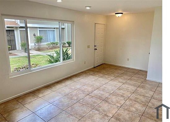 4th image of 3034 Village Pine Dr Unit D