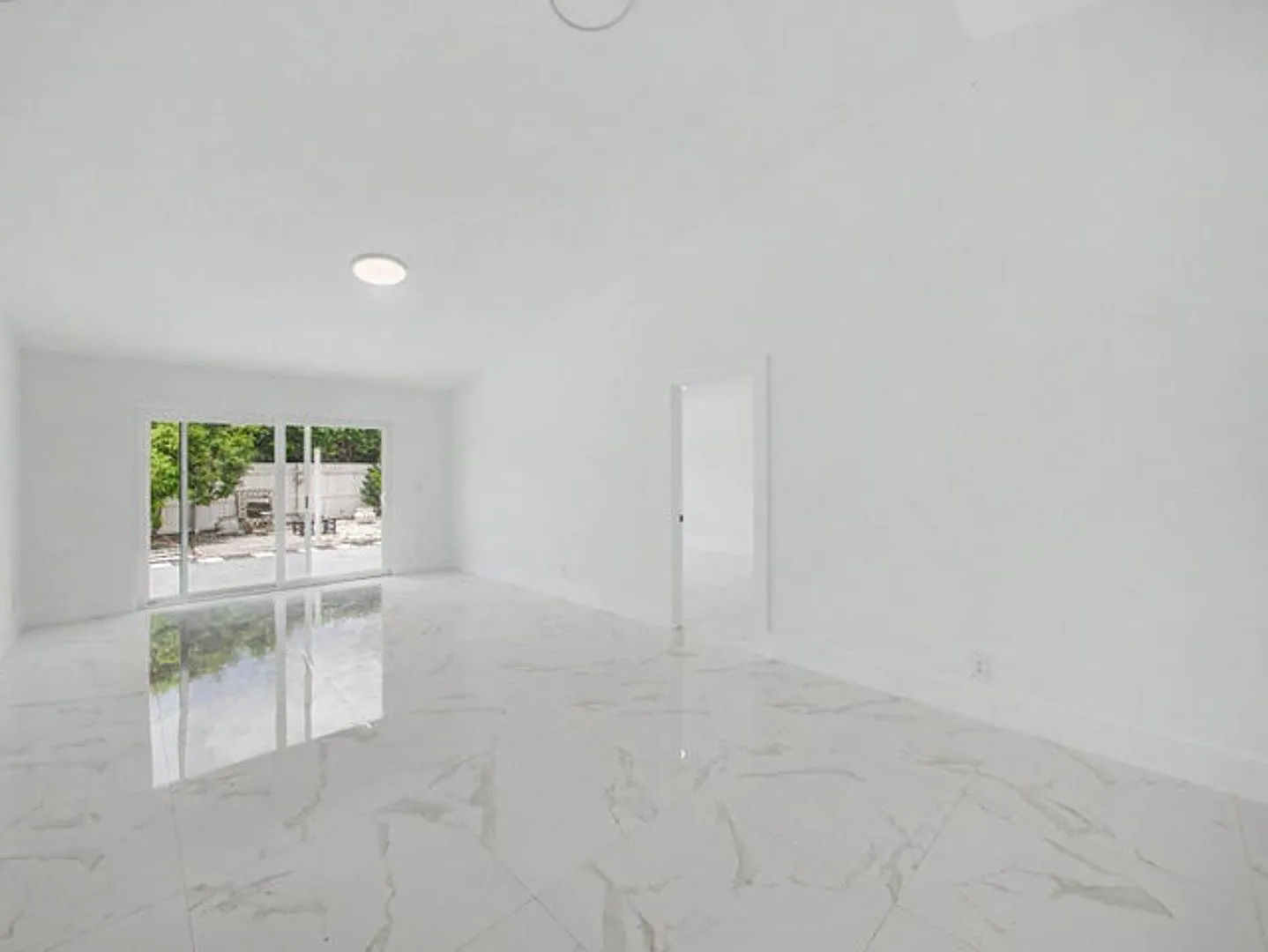 8464 Lake Worth Court, Wellington, FL 33467 — Photo 4
