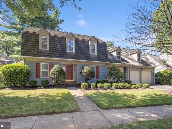 208 Bristol Downs Dr