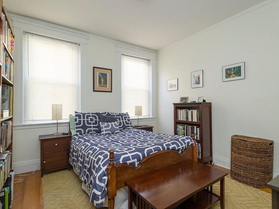 2nd image of 8 Orkney Rd #45C