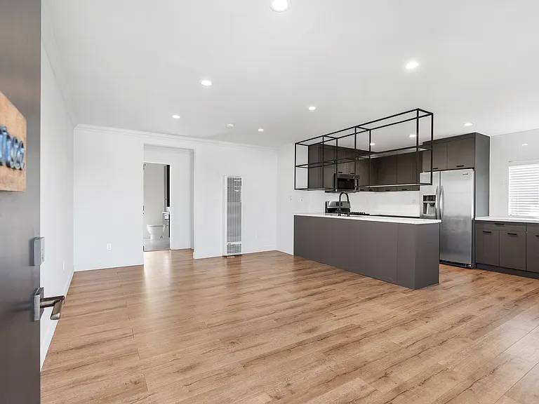 5941 Comey Ave #3A — Photo 3
