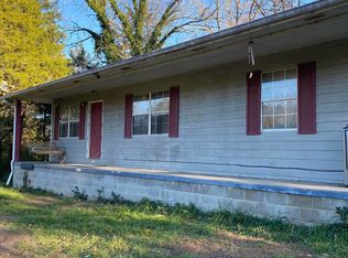 120 Lovin Farm Rd, Vonore, TN 37885