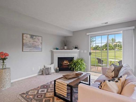2nd image of 5436 Rivertown Cir SW