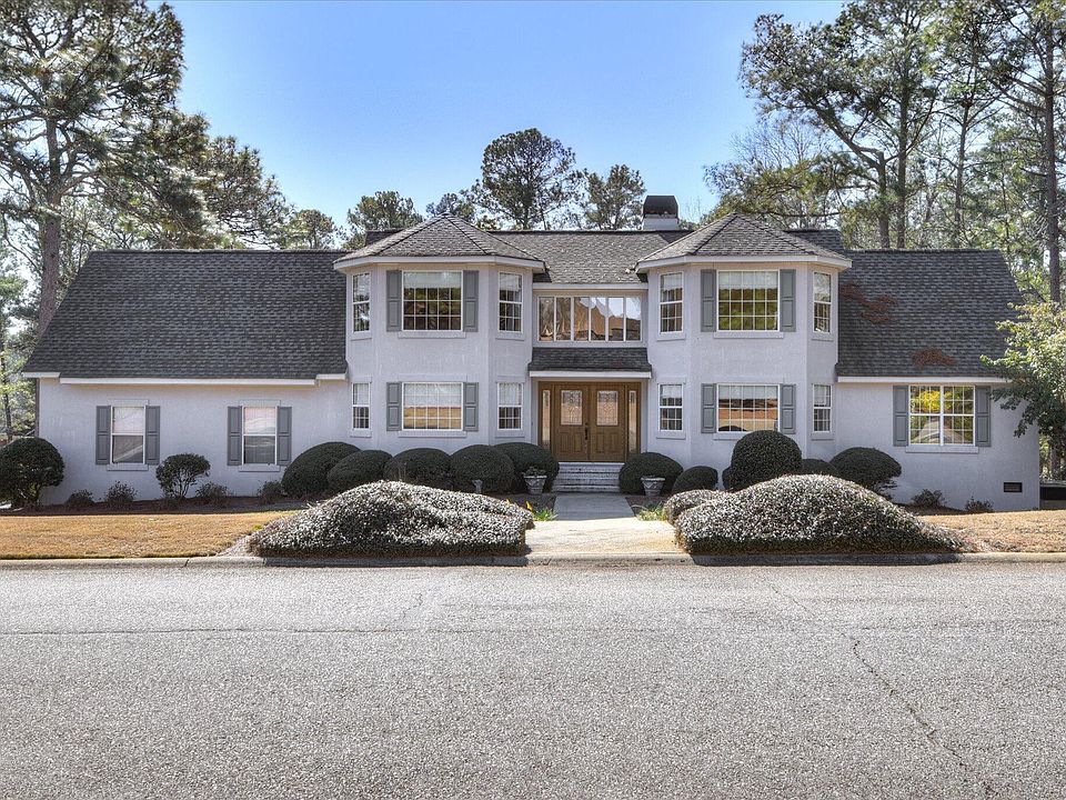 1st image of 5 Cypress Ln